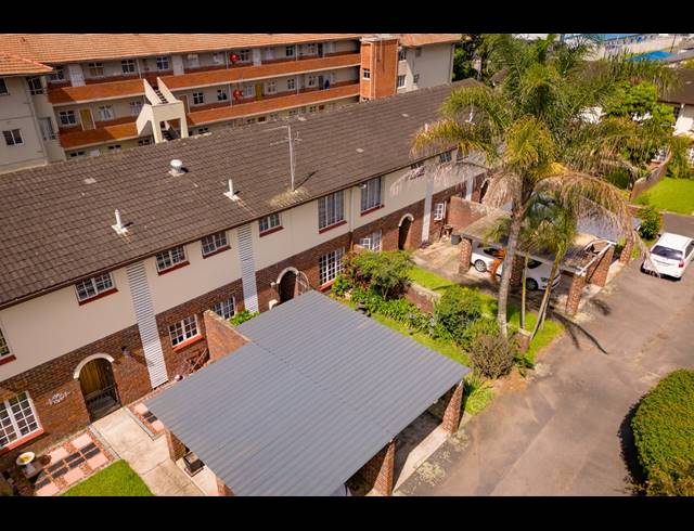 3 BEDROOM APARTMENT FOR SALE IN MANORS